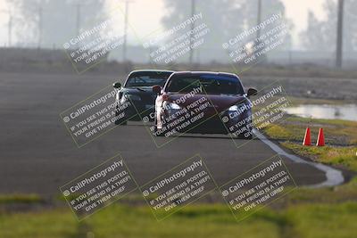 media/Jan-18-2026-CalClub SCCA (Sun) [[8bc6468723]]/Group 7 Race/Turn 1/